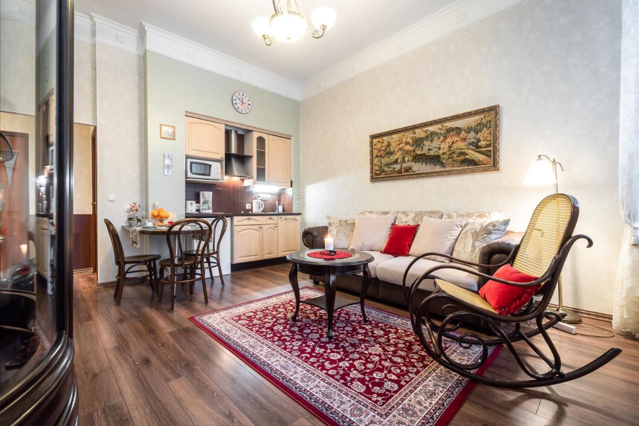 Classic Apartments In Old Town Ταλίν Εξωτερικό φωτογραφία