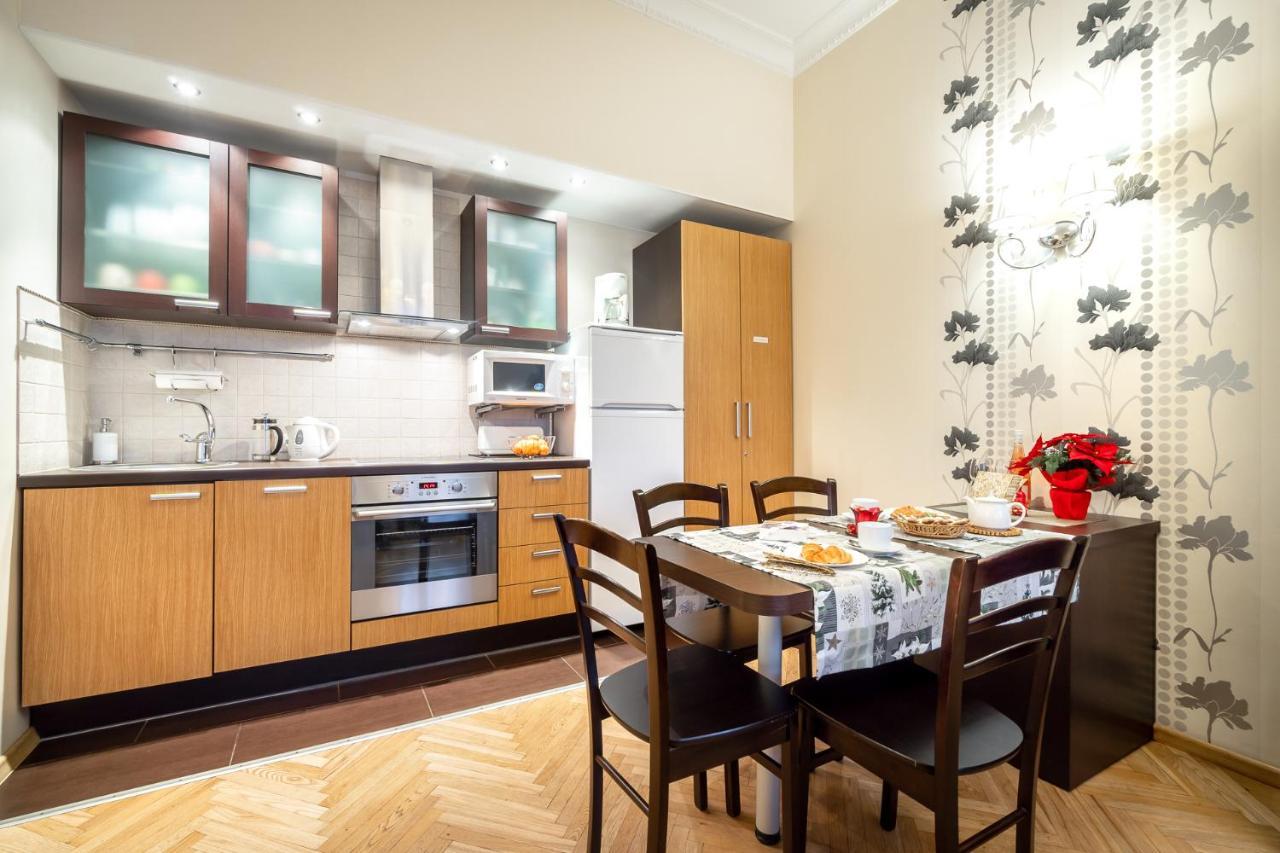 Classic Apartments In Old Town Ταλίν Εξωτερικό φωτογραφία